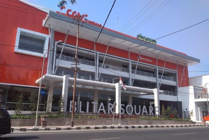 mall pertama di Blitar, Blitar Town Square